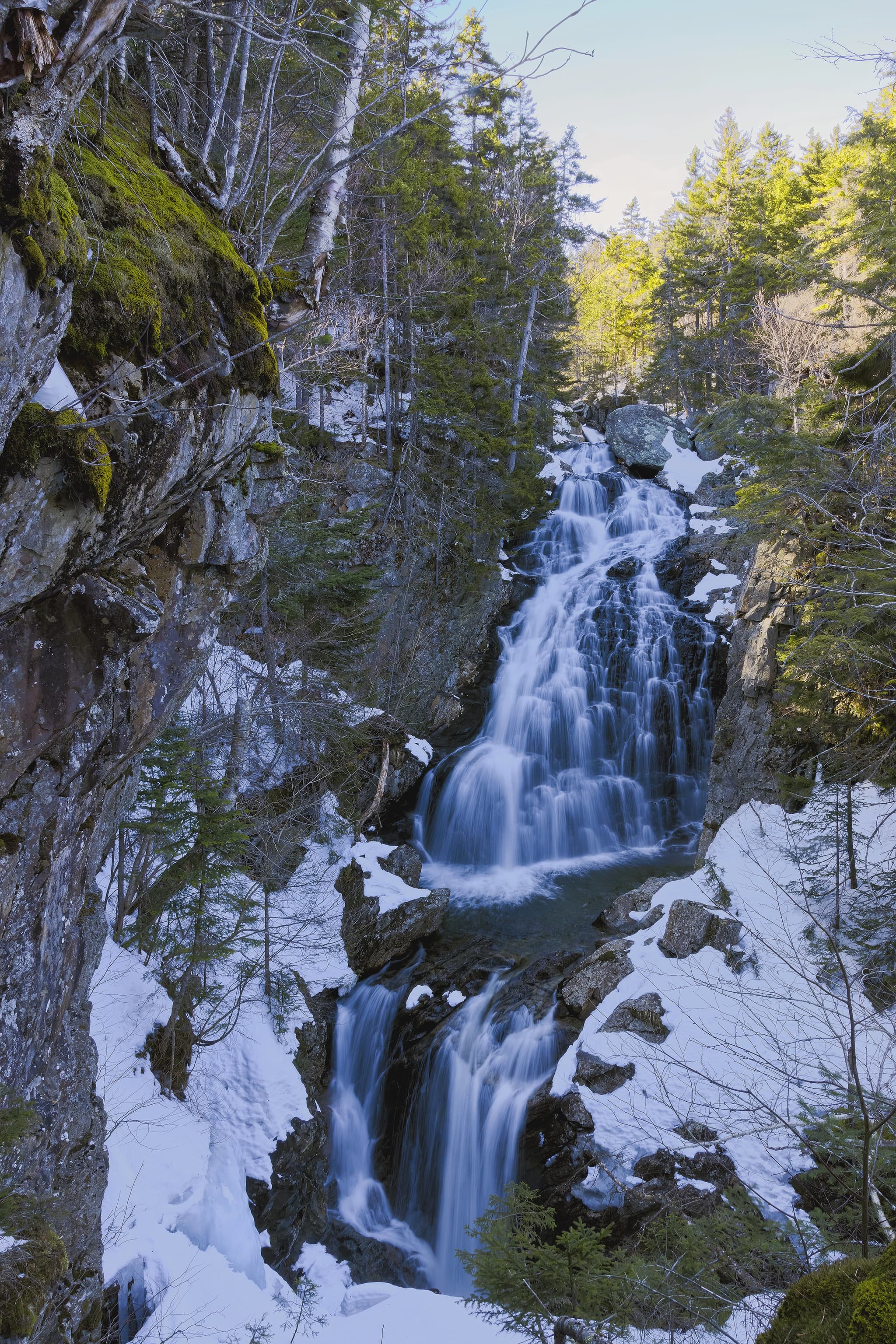 Crystal Cascade scene in New Hampshire (gallery 1). User supplied image; verify rights before public publish.