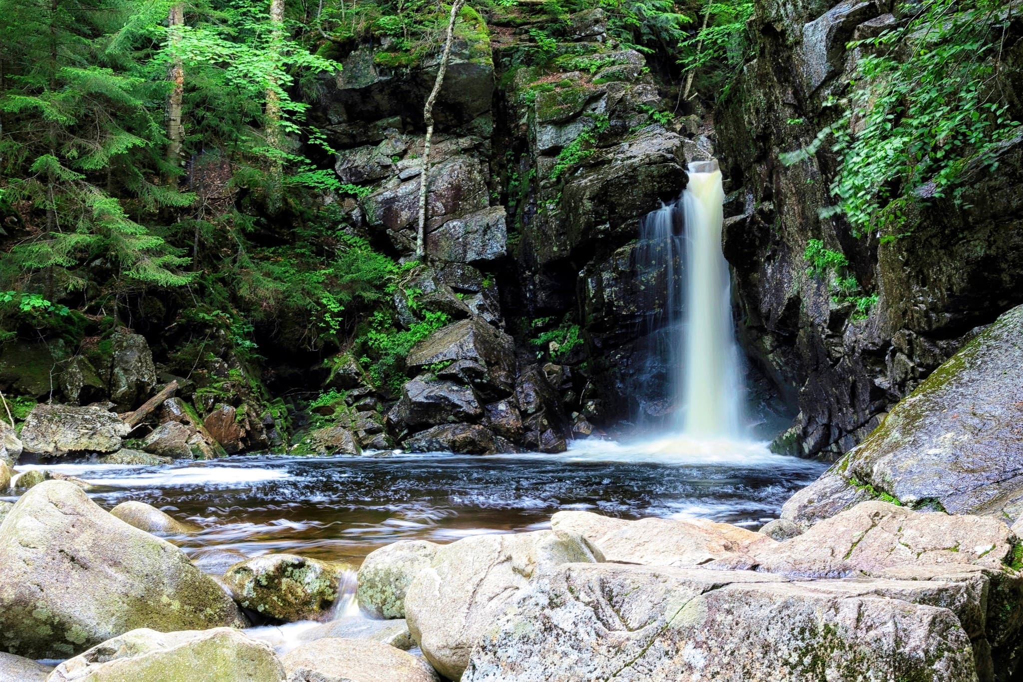 Franconia Falls view in New Hampshire, gallery 1. User supplied image. Verify rights before public publish.