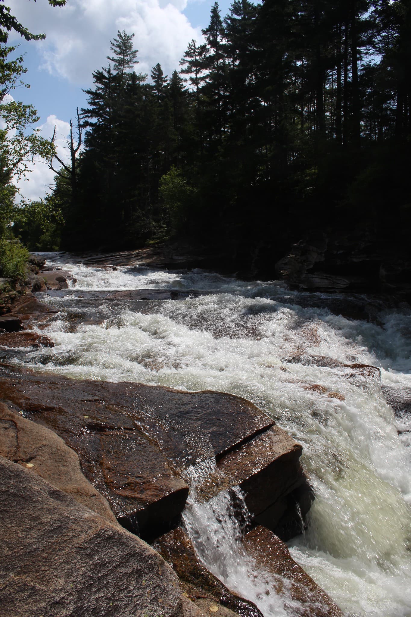 Lower Ammonoosuc Falls scene in New Hampshire (gallery 3). User supplied image; verify rights before public publish.