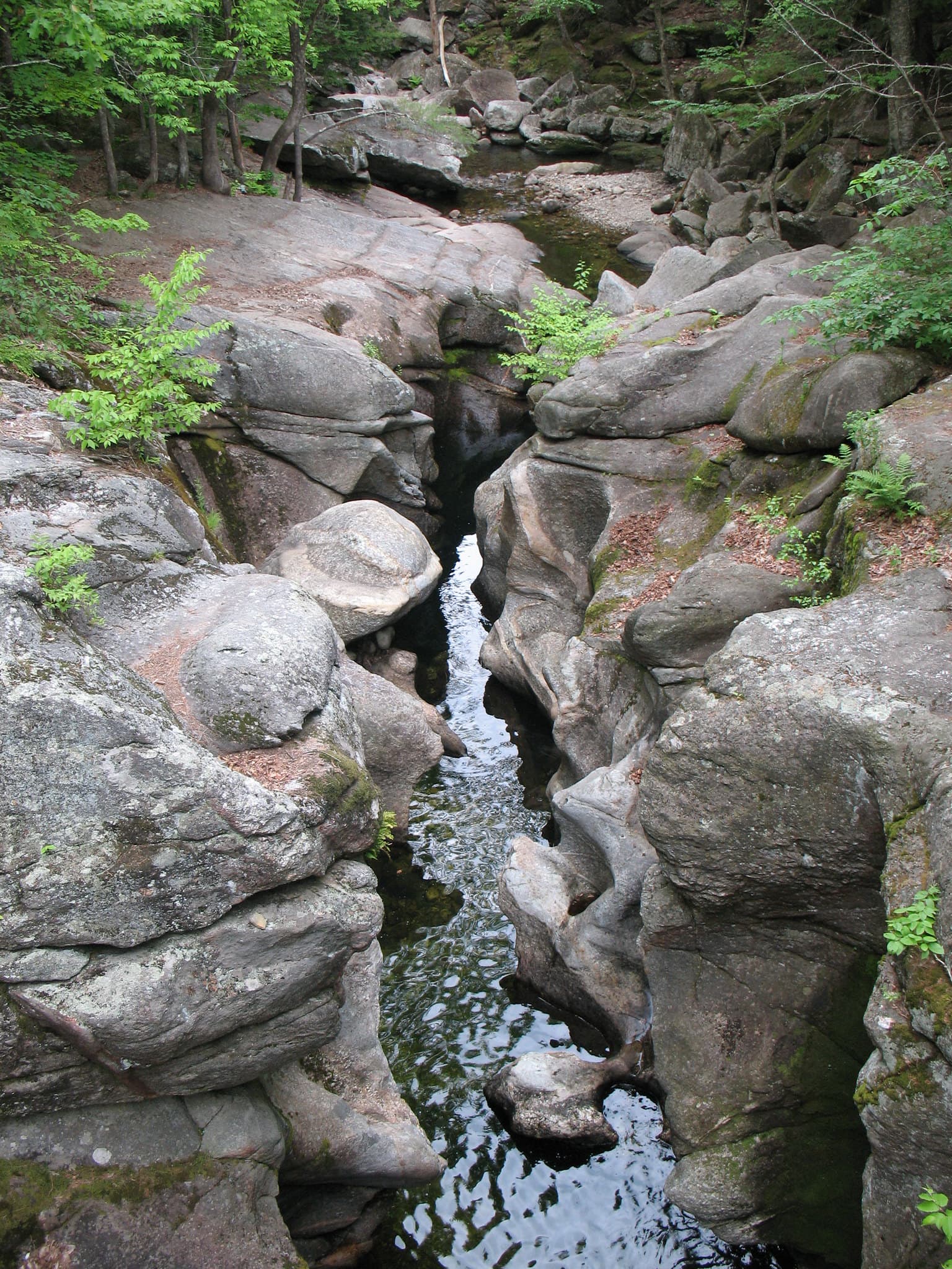 Sculptured Rocks view in New Hampshire, gallery 3. User supplied image. Verify rights before public publish.